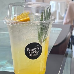 ยูสุน้ำผึ้งโซดา (Yuza honey soda)