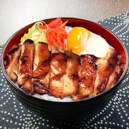 ข้าวหน้า ไก่เทอริยากิ Teriyaki Chicken Rice Bowl