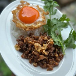 เน้นสับ - ผัดกะปิ ผัดกะเพรา ผัดกระเทียม ท่าข้าม