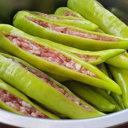 พริกหยวกยัดไส้หมูเด้ง