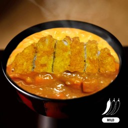 ข้าวหน้า ไข่ข้นแกงกะหรี่หมูทอด Japanese Curry with Pork Cutlet and Omelette
