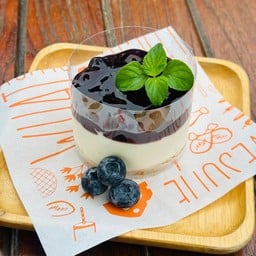 บูลเบอรี่ครีมชีสพาย Blueberry Cream Cheese Pie