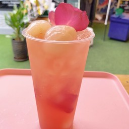 ชาลิ้นจี่กุหลาบ