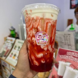 สตรอว์เบอร์รี่นมสดเย็น