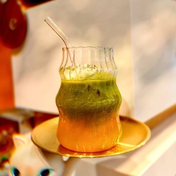 มัทฉะน้ำส้มสด