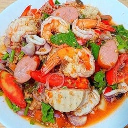 ยำแซ่บ นวมินทร์ โลตัสสุขาภิบาล1