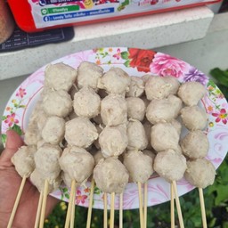 ลูกชิ้นเอ็นหมู