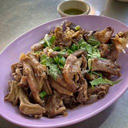 ขาเป็ดตุ๋นพะโล้