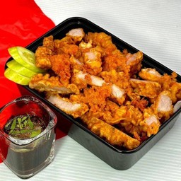 หมูทอด(ไม่มีข้าว) ทานได้ 1-2 คน