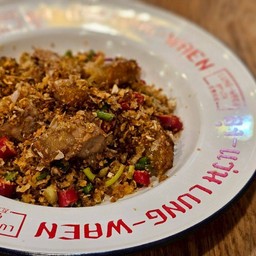 หมูกรอบคั่วพริกเกลือ