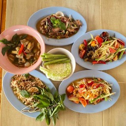 ร้านลาบส้มตำแยกป่ากุ๊ก - บ้านดู่