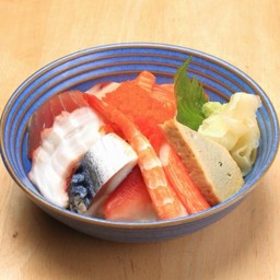 ข้าวหน้าปลาดิบรวม