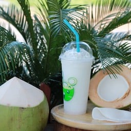 มะพร้าวปั่นธรรมชาติ