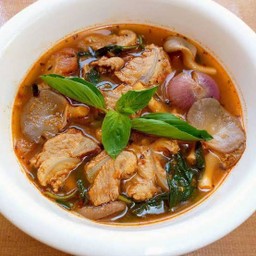 ต้มแซ่บกระดูกอ่อนหมู