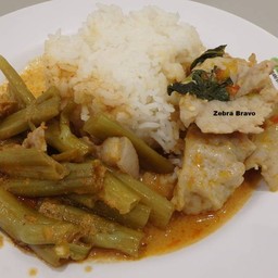 ข้าวแกงแม่นวม ดอนหวาย ศูนย์อาหารอาคารศรีวรินทิราโรงพยาบาลศิริราช