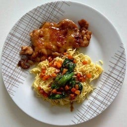 Leko-Bites ข้าว บะหมี่ ไก่