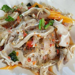 ยำวุ้นเส้นหูหมู
