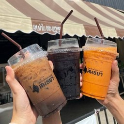 โอเลี้ยงยกล้อ