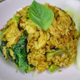 พริกแกงเขียวหวานผัดข้าว