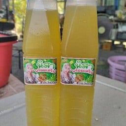 น้ำอ้อย นิสา 100% &ของทอด ถนนเลียบคลองโต๊ะใหม่