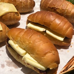 ชิโอะปังถั่วแดงและเนย