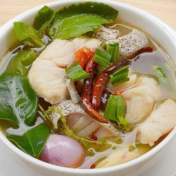 ต้มยำปลากระพง - Tom Yum Soup with Sea Bass