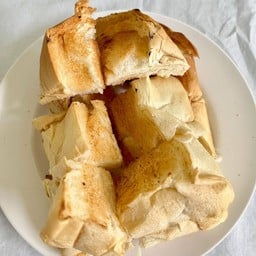 ขนมปังปิ้ง (2 แผ่น)