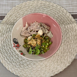 เกาเหลาแห้งหมู