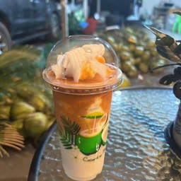 ชาไทยมะพร้าวอ่อน