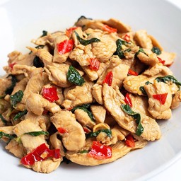 กะเพราไก่ *กับข้าว - Stir-Fried Basil with Chicken