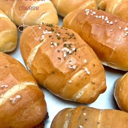 ชิโอะปังเนยกระเทียมชีส