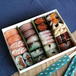 นิกิริพรีเมี่ยมรวม กล่องใหญ่