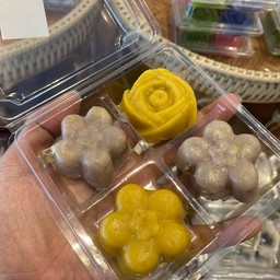 ขนมกล้วย+ขนมฟักทอง