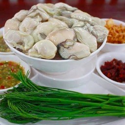 หอยนางรมทรงเครื่อง