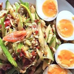 ตำแตงไข่ต้ม