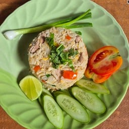 ก๋วยเตี๋ยวไก่ตุ๋นคุณยาย สาขาวัดโกโรโกโส ( วัดคลังทอง )  วัดโกโรโกโส อบต.ข้าวเม่า