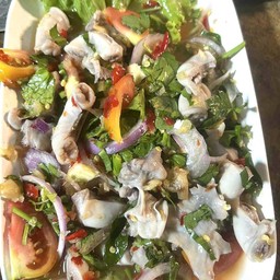 ยำไส้ตัน