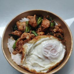 ผัดแหลกแดกด่วน