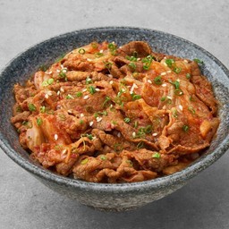 ข้าวหน้าเนื้อผัดกิมจิ