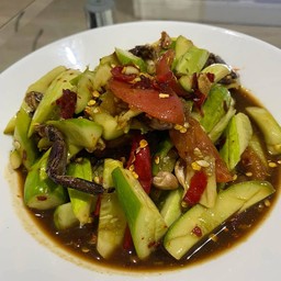 ส้มยำตำแหลก