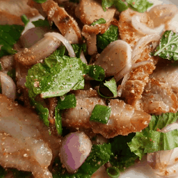 น้ำตกคอหมูย่าง