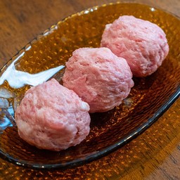 ลูกชิ้นหมู 3 ลูก