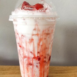 นมสดสตอเบอรี่