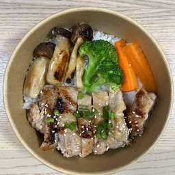 ข้าวหน้าไก่ย่างเทริยากิ