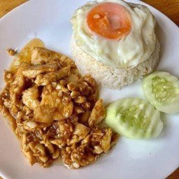 ข้าวไก่กระเทียม