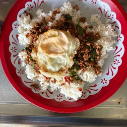 กะเพราหมูสับ