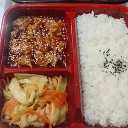 ข้าวซี่โครงอ่อนซอสหม่าล่า