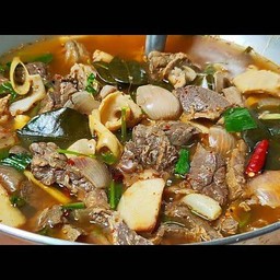 ต้มแซ่บเครื่องในหมู