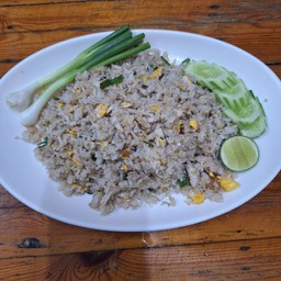 ร้านข้าวลุงอ้วน