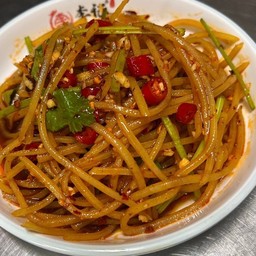 ยำมันฝรั่ง